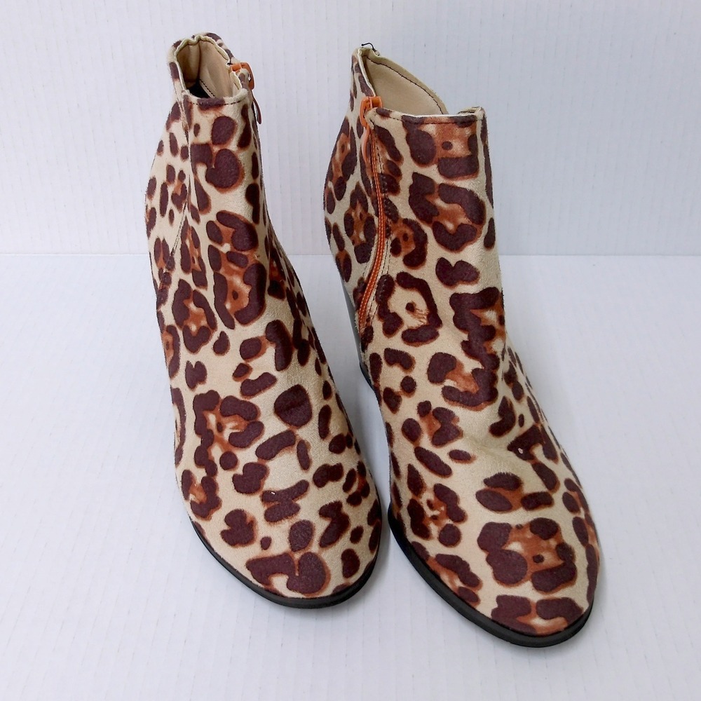 Leopard Print Ankle Boots Women's Booties High Heel Zip Closure Sz 39/7.5 #S9026